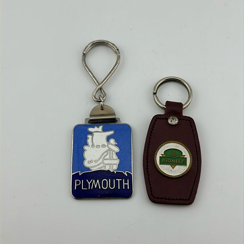 Vintage Pioneer and Plymouth key chain